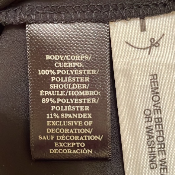 Ann Taylor black mixed media top size 8. - Picture 8 of 8